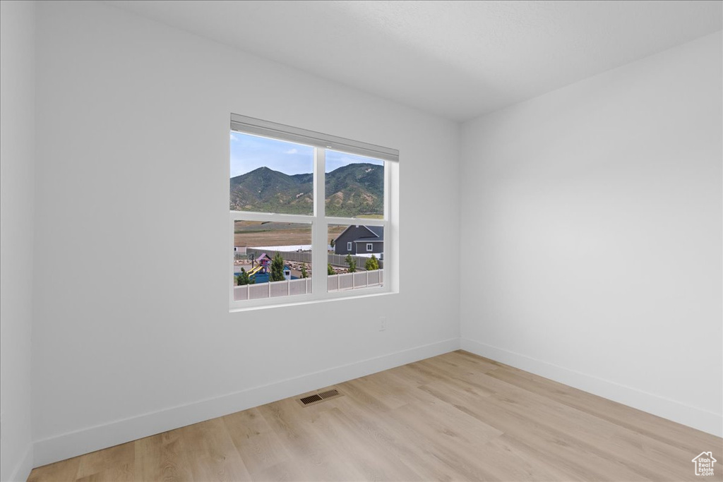 469 N 1360 E #13 Tooele, UT 84074