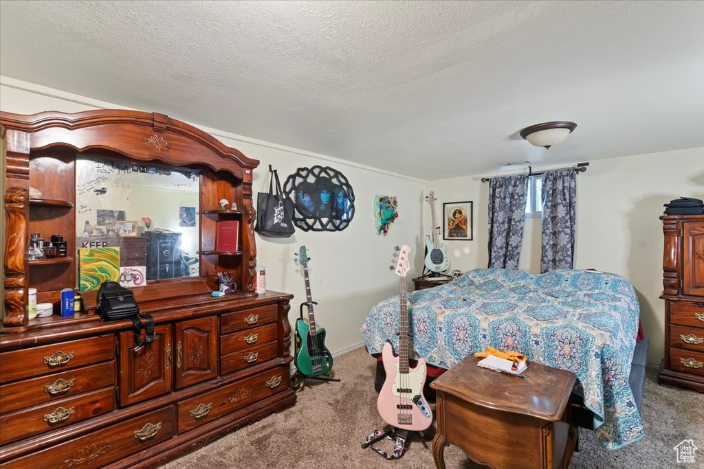 196 E 40TH ST South Ogden, UT 84405