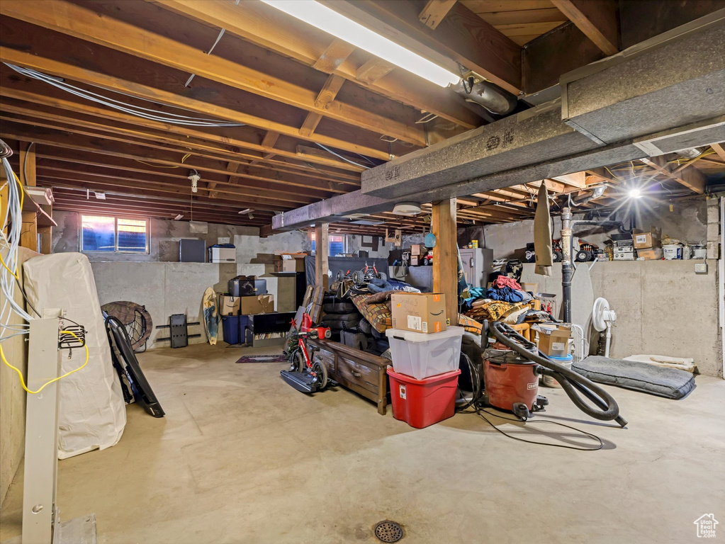 7645 W GARDENIA AVE Magna, UT 84044
