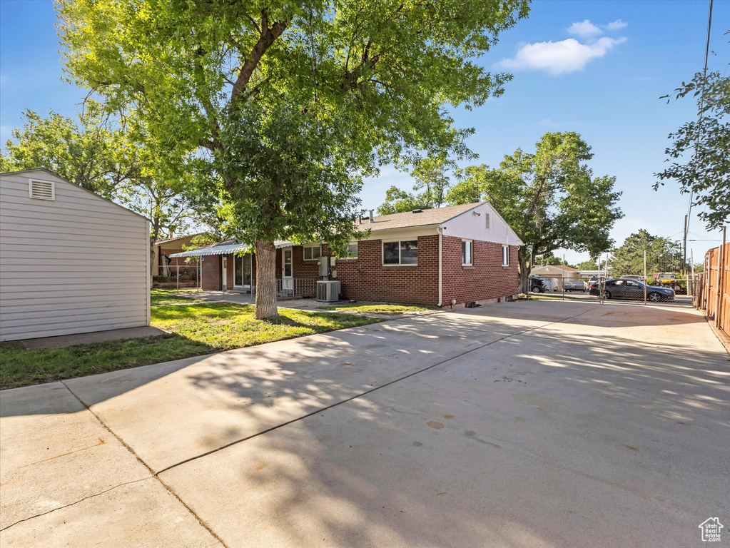 7645 W GARDENIA AVE Magna, UT 84044