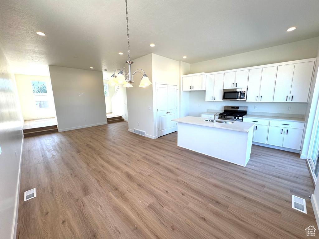 1678 N 1600 W #123 Layton, UT 84041