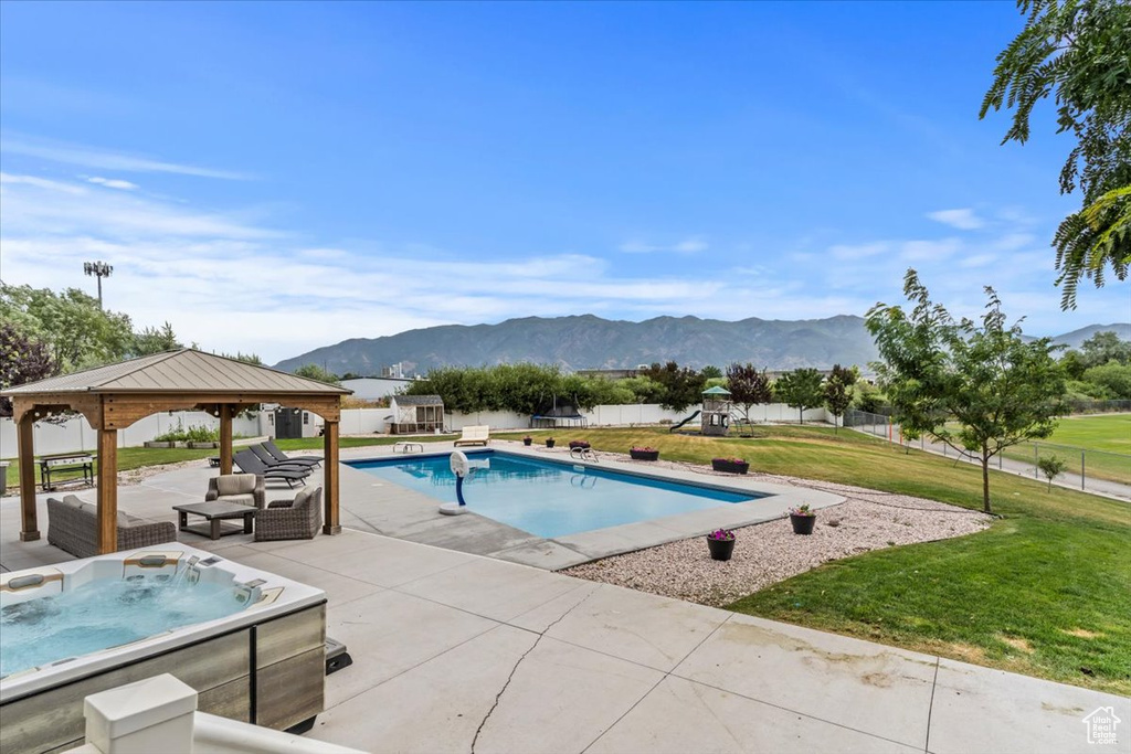 1820 W 950 N Layton, UT 84041