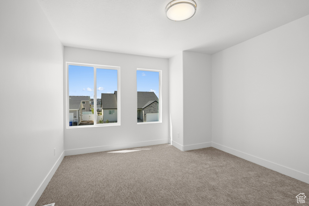 1697 W 2770 S #202 Syracuse, UT 84075