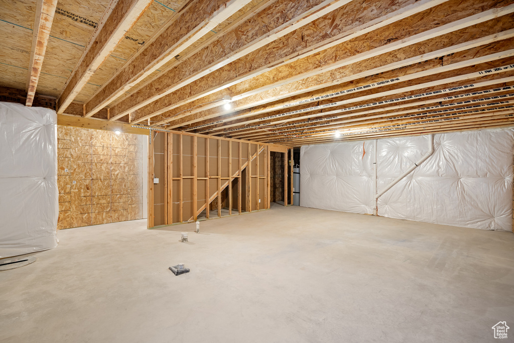 1697 W 2770 S #202 Syracuse, UT 84075