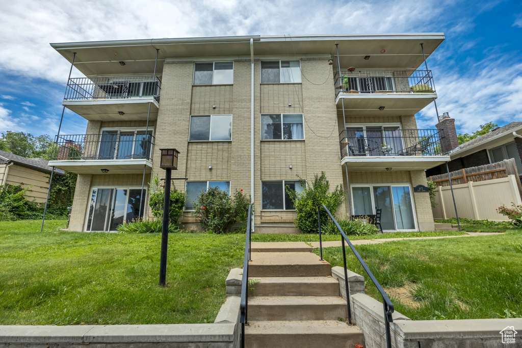 673 E 6TH AVE AVE Salt Lake City, UT 84103