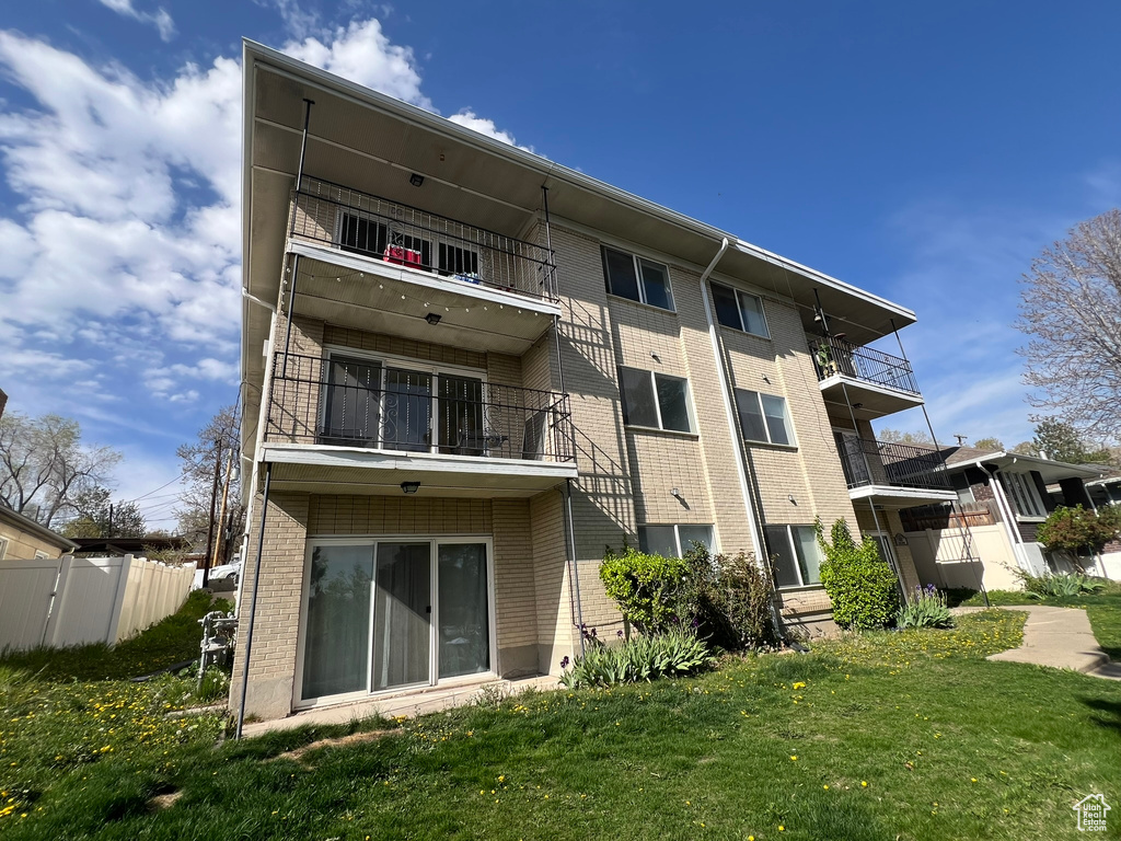 673 E 6TH AVE AVE Salt Lake City, UT 84103