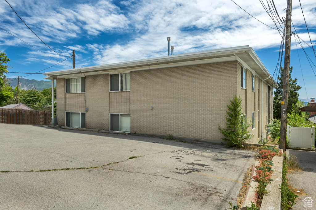 673 E 6TH AVE AVE Salt Lake City, UT 84103