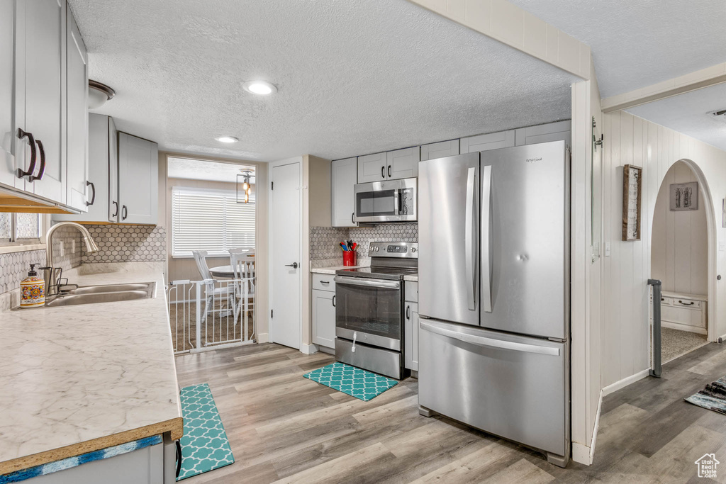 396 S 100 E Tooele, UT 84074