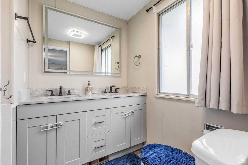 396 S 100 E Tooele, UT 84074