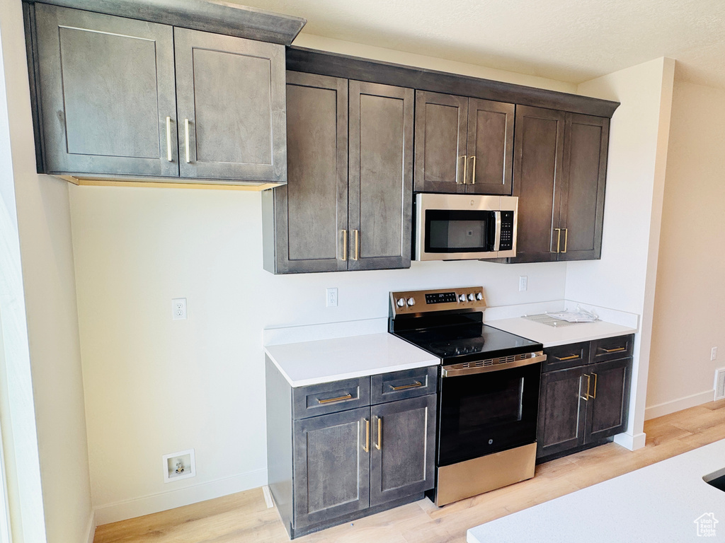 1688 N 1600 W #125 Layton, UT 84041