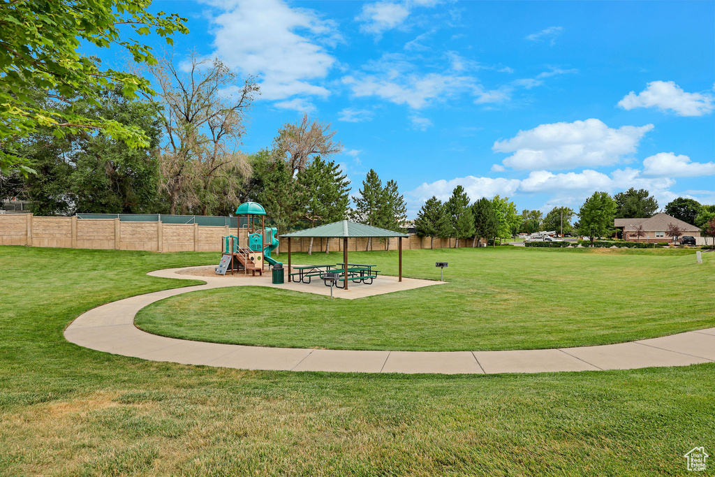 5575 S 1350 E South Ogden, UT 84403