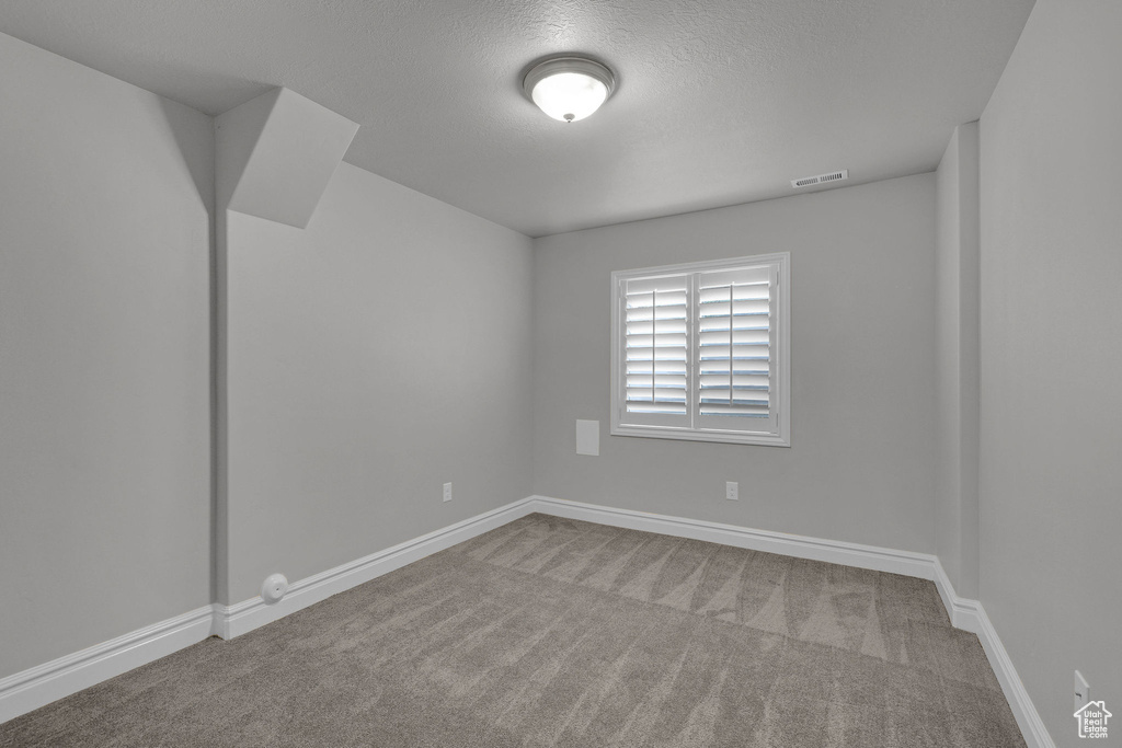 5575 S 1350 E South Ogden, UT 84403