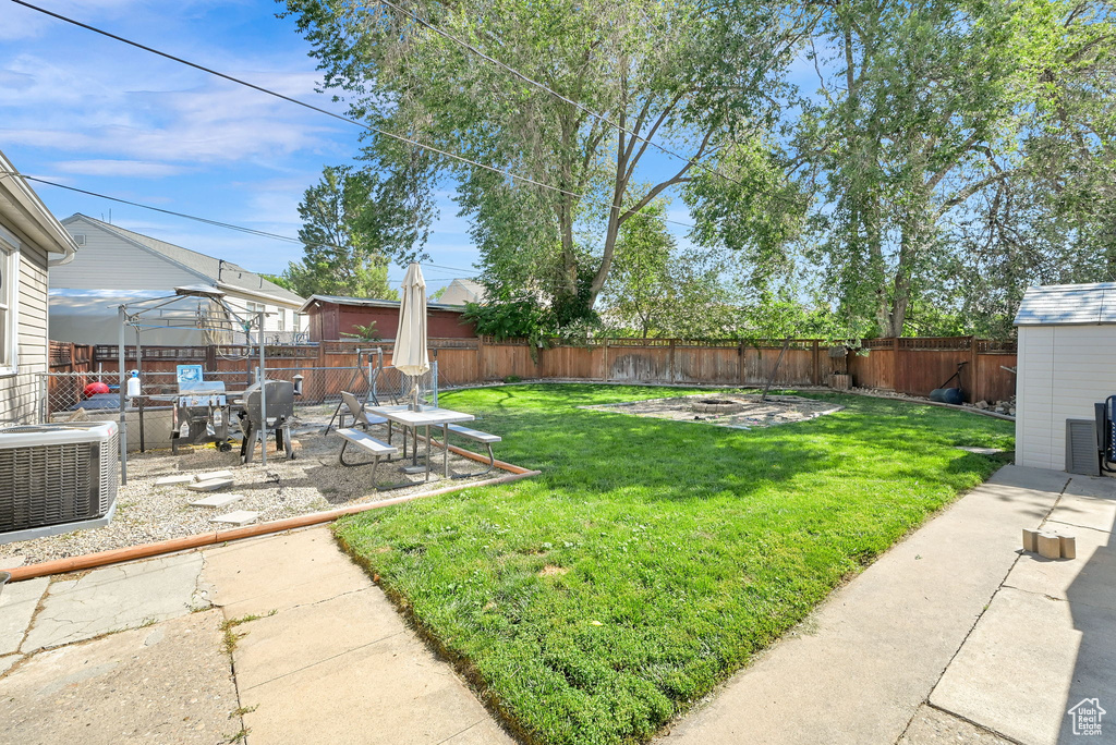 185 E LAKEVIEW DR Clearfield, UT 84015