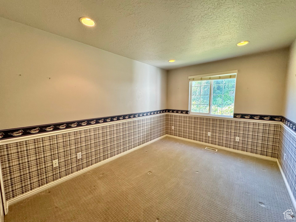 1341 E 5200 S South Ogden, UT 84403