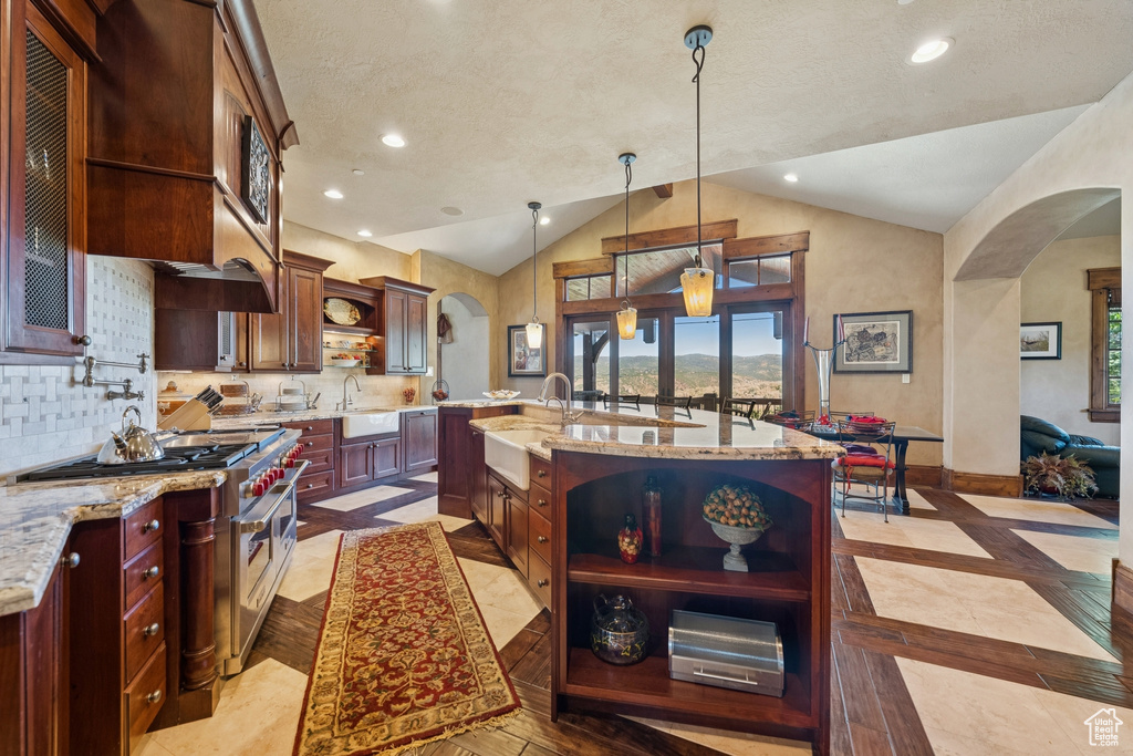 7881 N WEST HILLS TRL Park City, UT 84098
