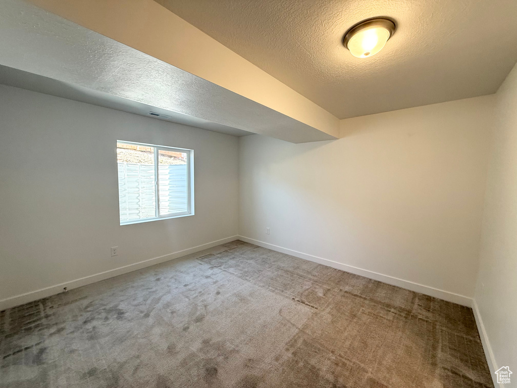 7628 S CLIPPER HILL RD #303 West Jordan, UT 84081