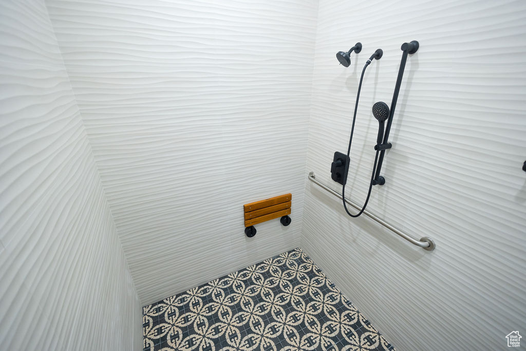 Bathroom with a tile shower