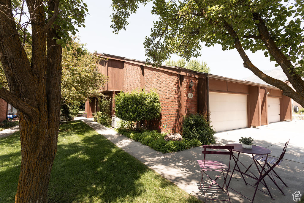 48 N WHITE BARN DR Pleasant View, UT 84414
