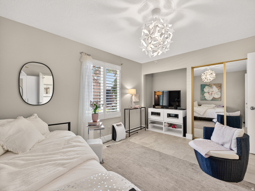 48 N WHITE BARN DR Pleasant View, UT 84414