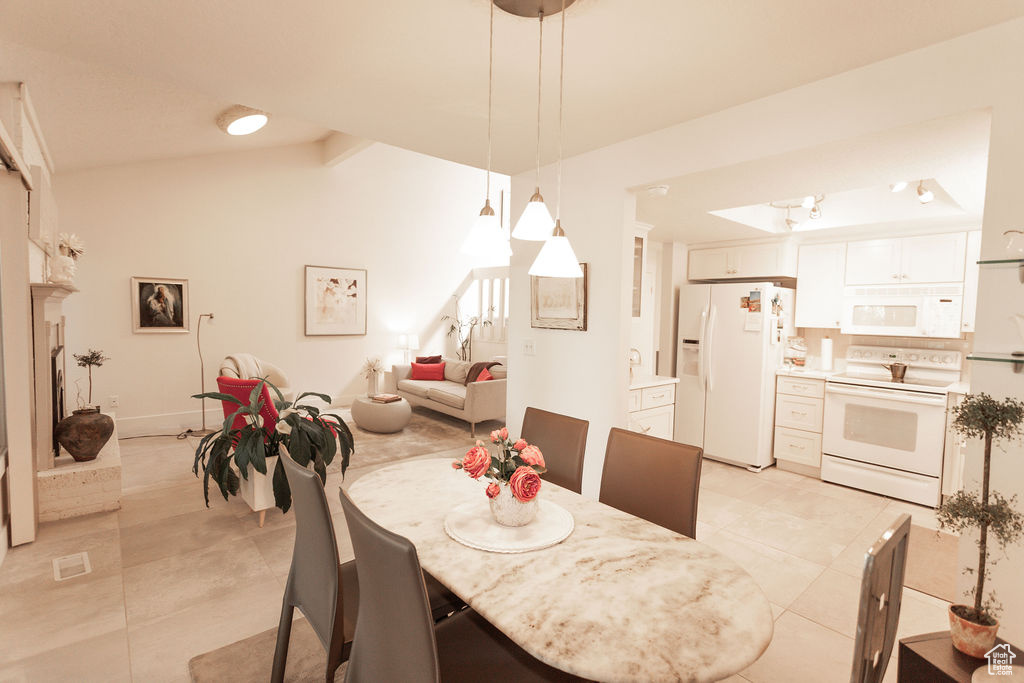 48 N WHITE BARN DR Pleasant View, UT 84414