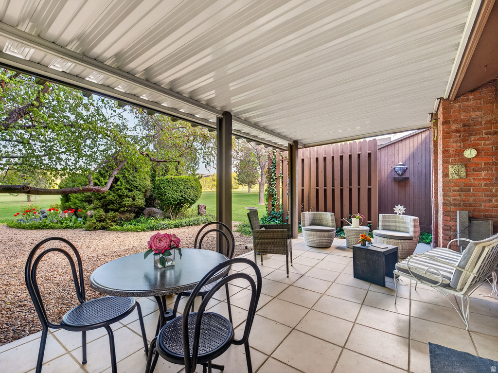 48 N WHITE BARN DR Pleasant View, UT 84414