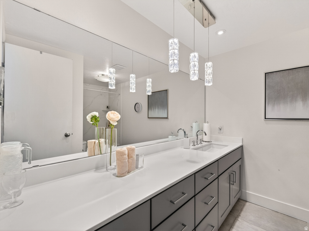 48 N WHITE BARN DR Pleasant View, UT 84414