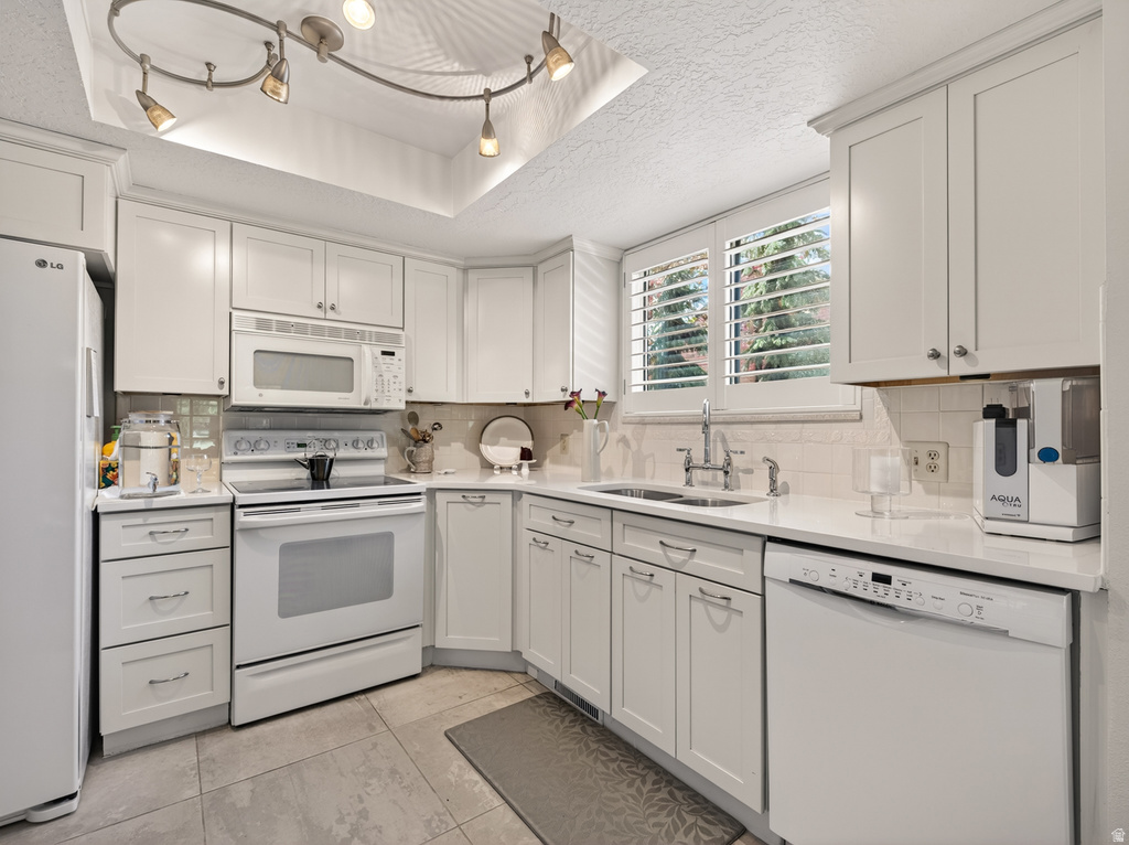 48 N WHITE BARN DR Pleasant View, UT 84414