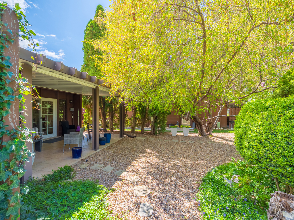 48 N WHITE BARN DR Pleasant View, UT 84414