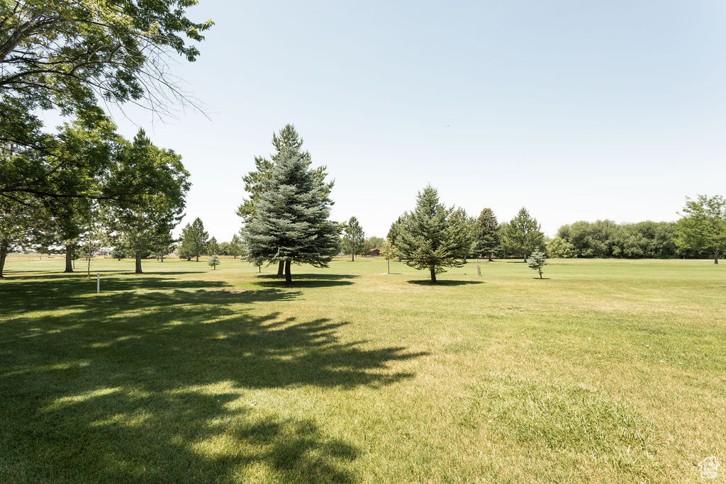 48 N WHITE BARN DR Pleasant View, UT 84414