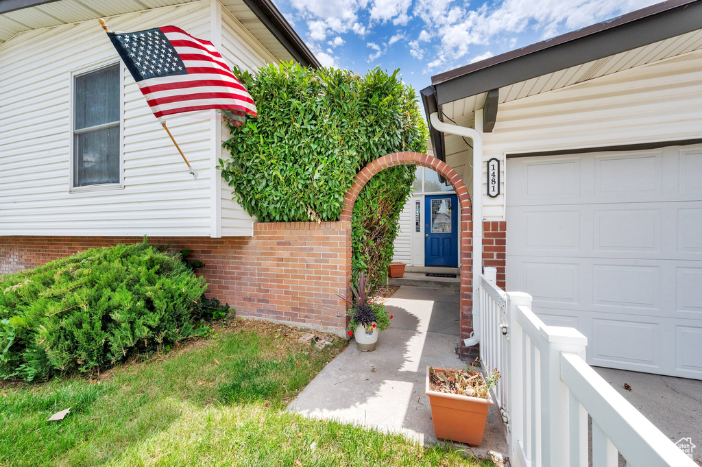 1481 W BLUEMONT DR Murray, UT 84123