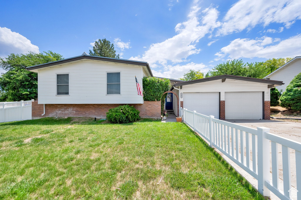 1481 W BLUEMONT DR Murray, UT 84123