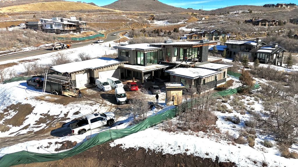 2022 E PAINTED BLUFF CIR Kamas, UT 84036