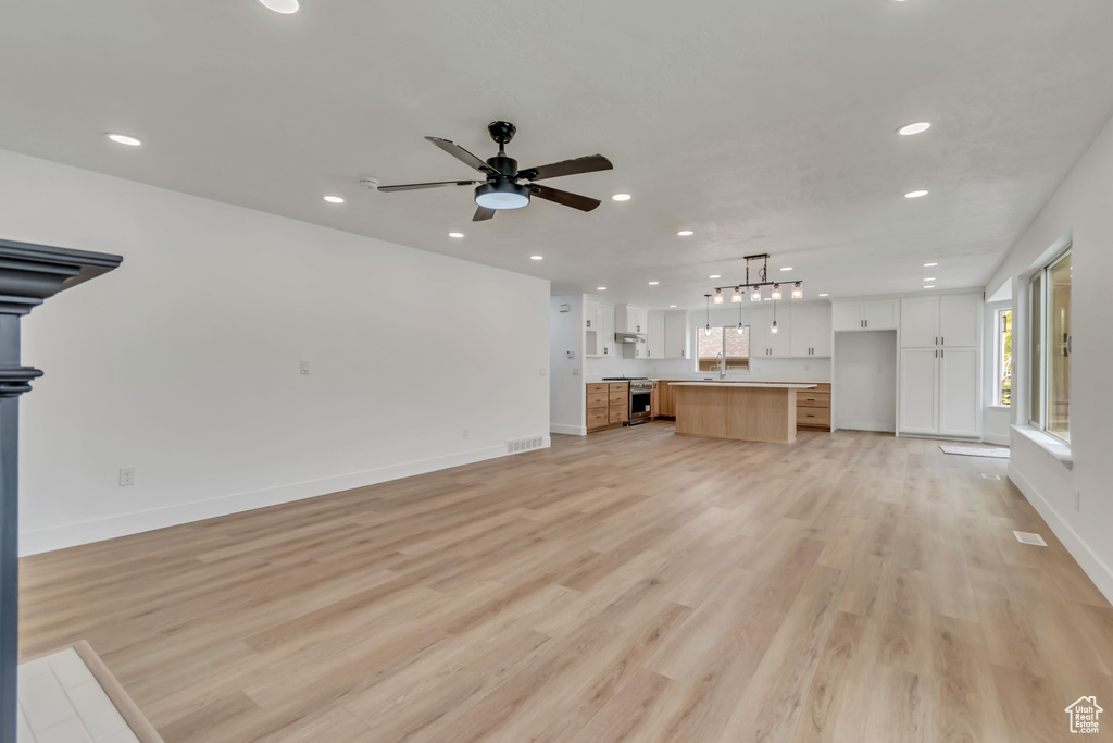 13749 S CRIMSON PATCH WAY Riverton, UT 84096
