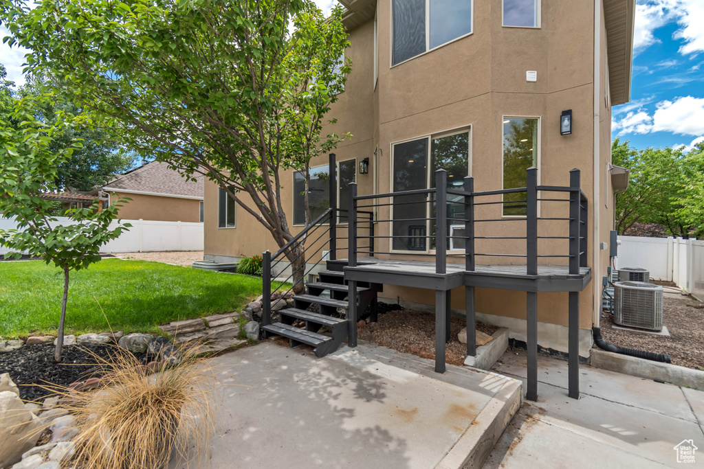 13749 S CRIMSON PATCH WAY Riverton, UT 84096