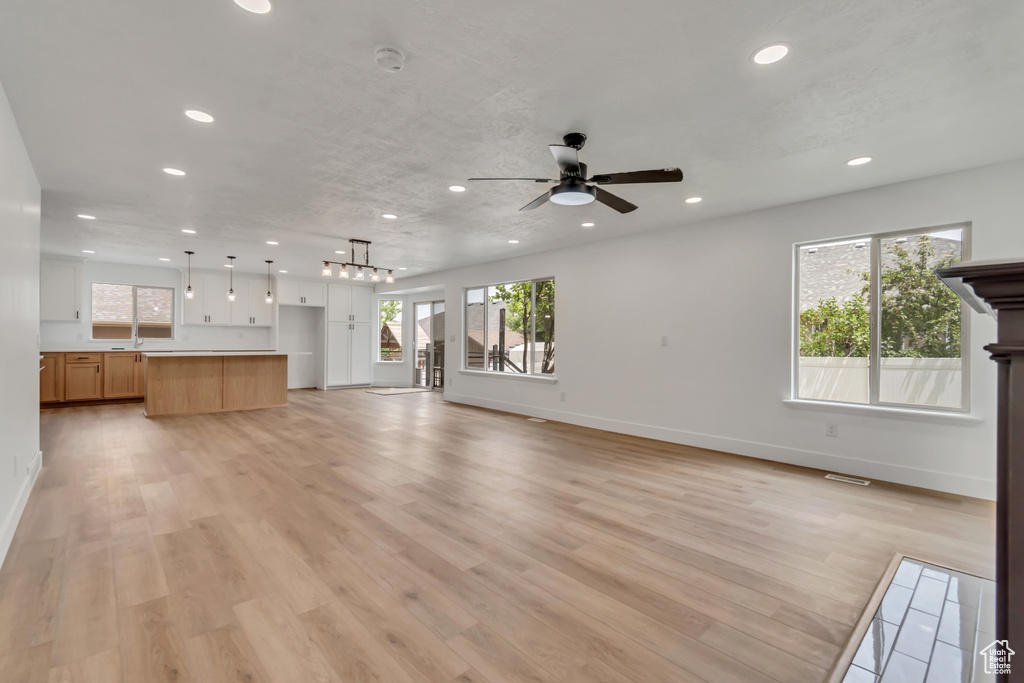13749 S CRIMSON PATCH WAY Riverton, UT 84096