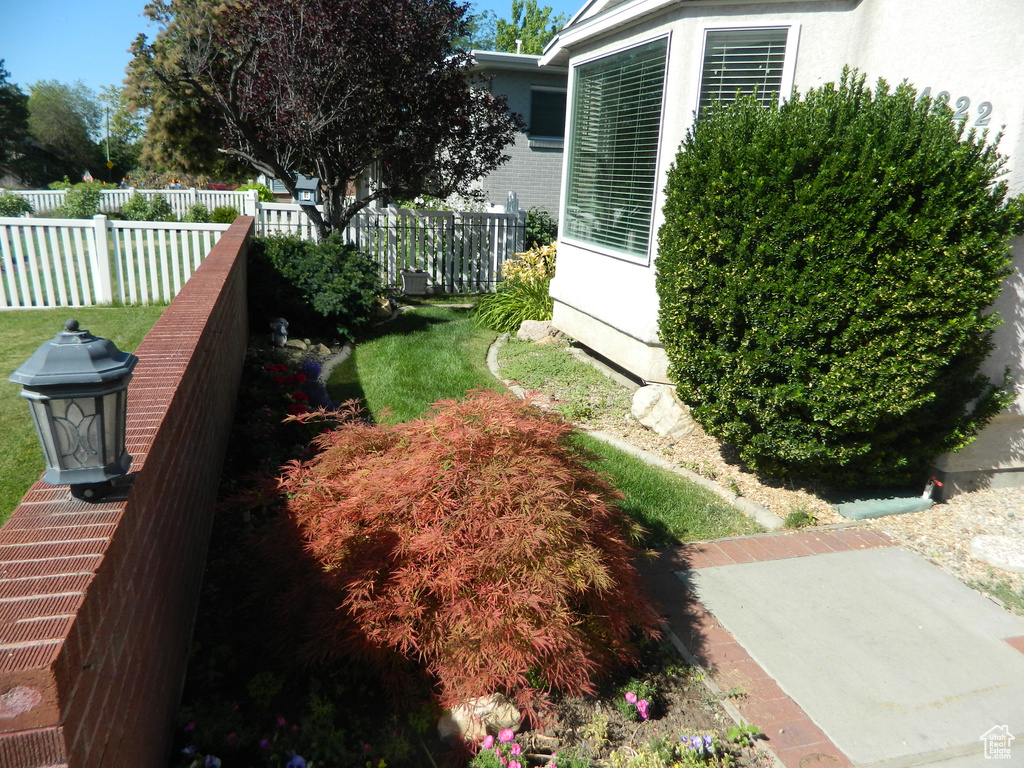 4222 S EDWARD DR Holladay, UT 84124