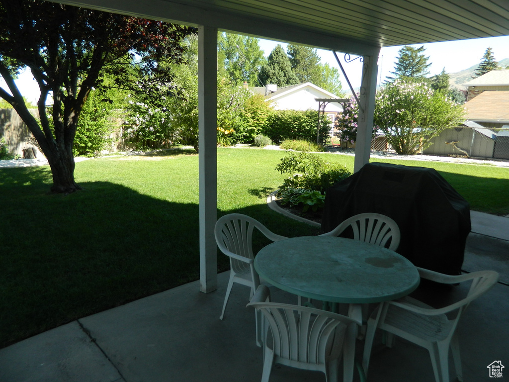 4222 S EDWARD DR Holladay, UT 84124