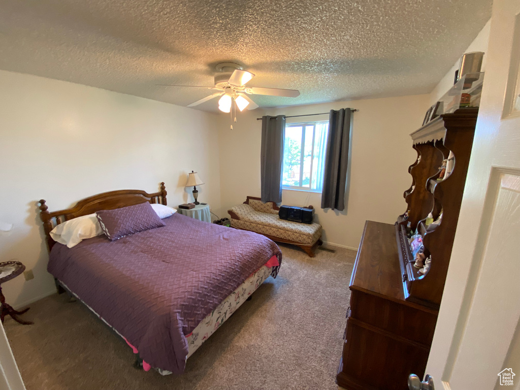 6690 S 3270 W West Jordan, UT 84084