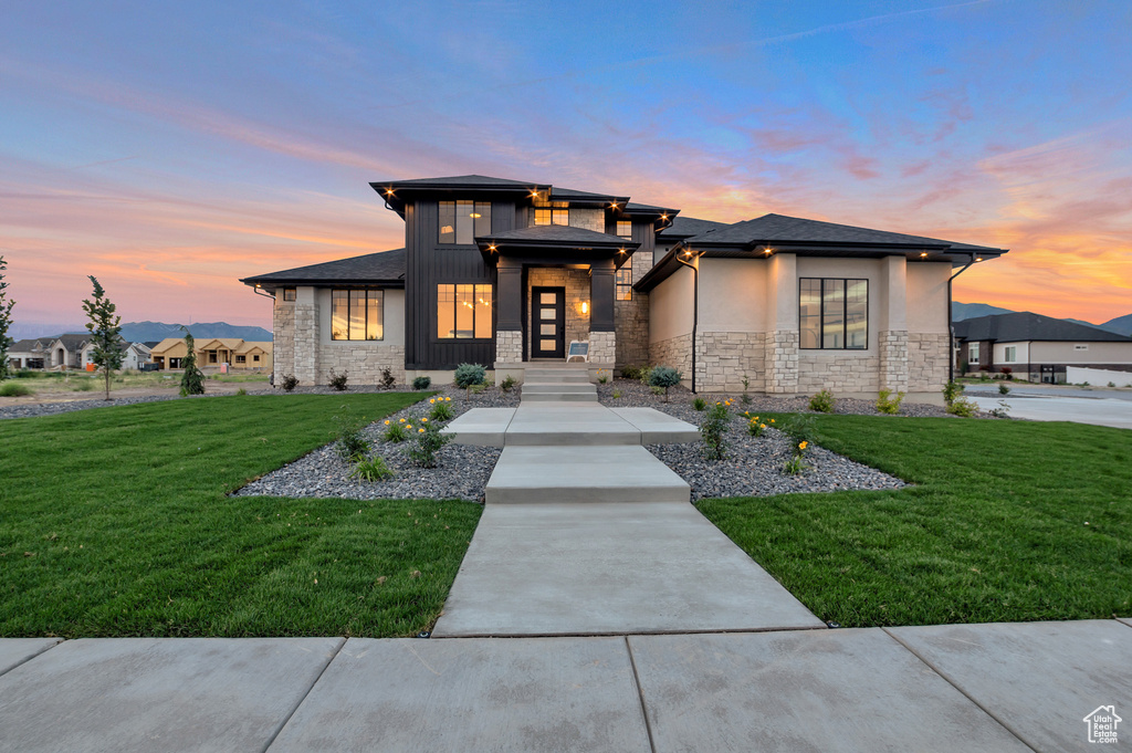 165 S FARMHOUSE CIR Kaysville, UT 84037