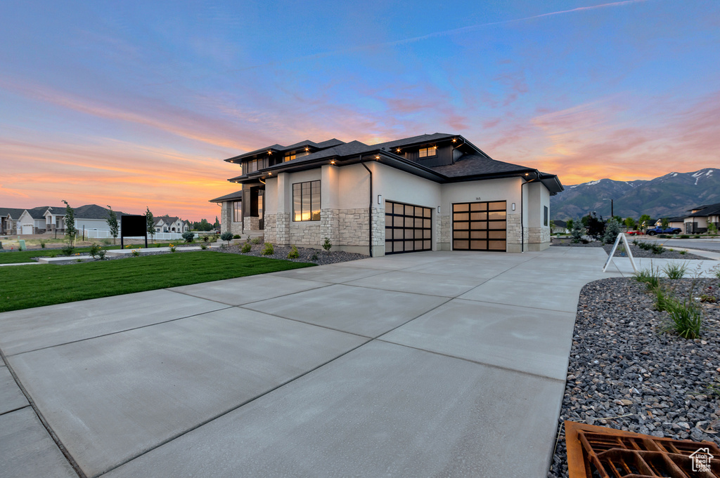 165 S FARMHOUSE CIR Kaysville, UT 84037