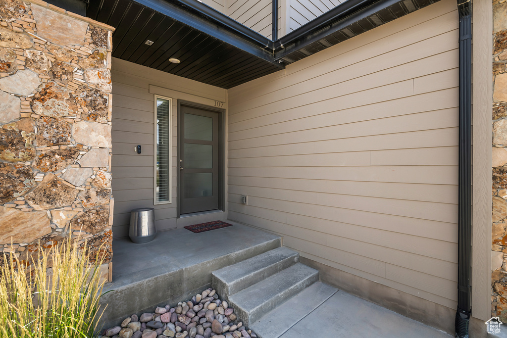 107 W HARVEST LN Saratoga Springs, UT 84045