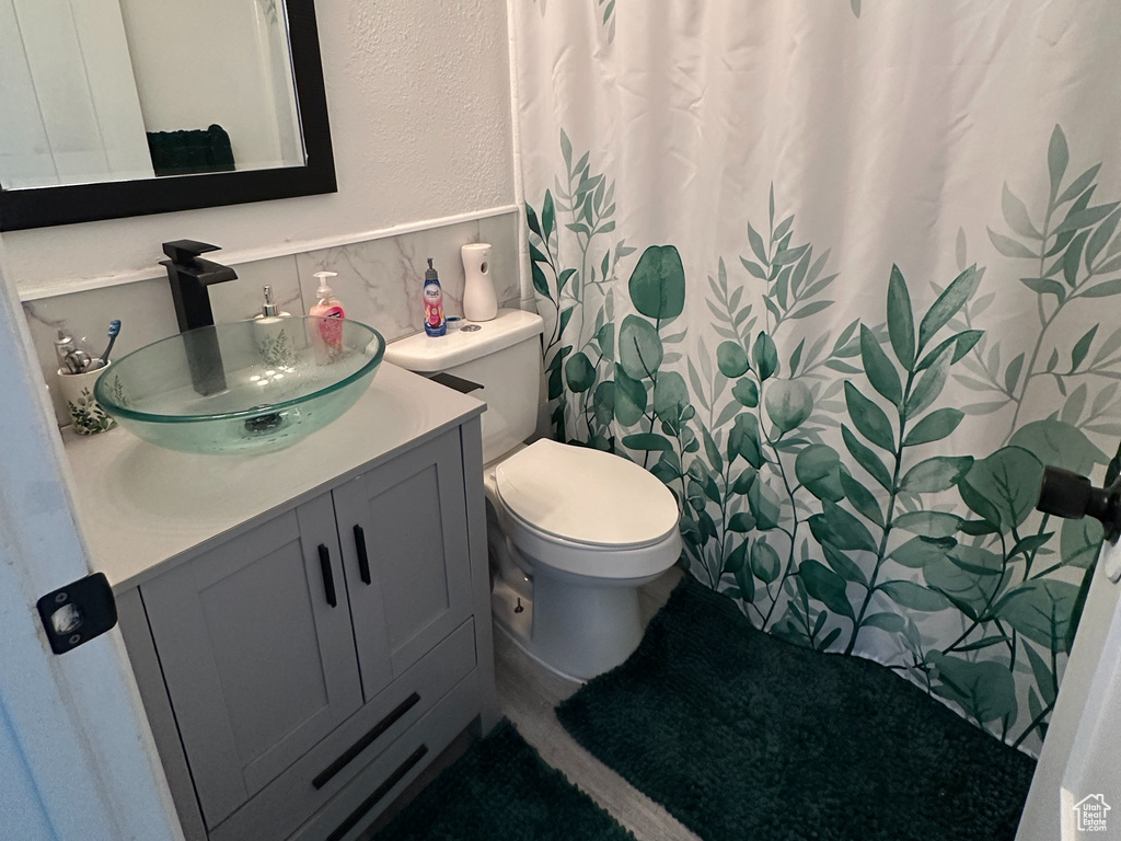 4875 W HELLAS DR West Valley City, UT 84120