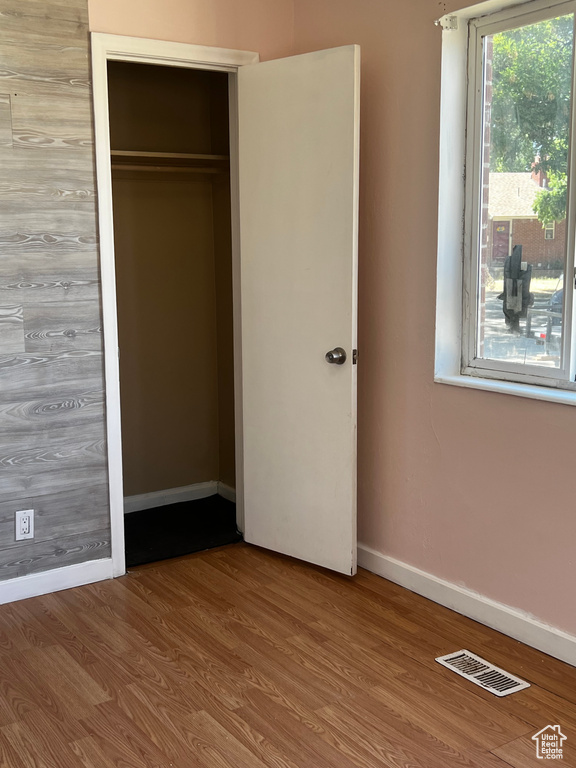 1145 S NAVAJO ST Salt Lake City, UT 84104