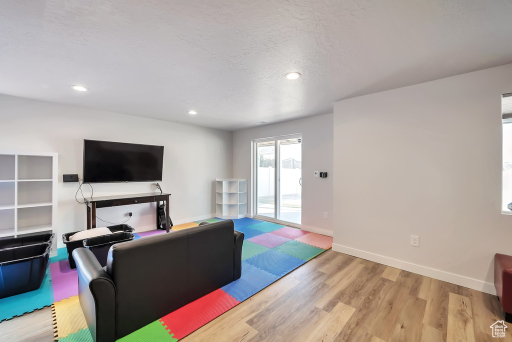 256 W THISTLE DR Saratoga Springs, UT 84045