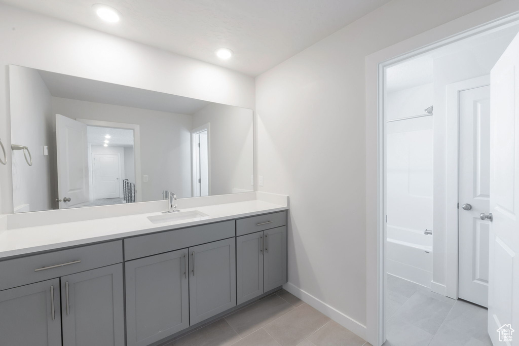 256 W THISTLE DR Saratoga Springs, UT 84045
