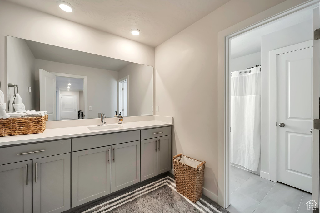 256 W THISTLE DR Saratoga Springs, UT 84045
