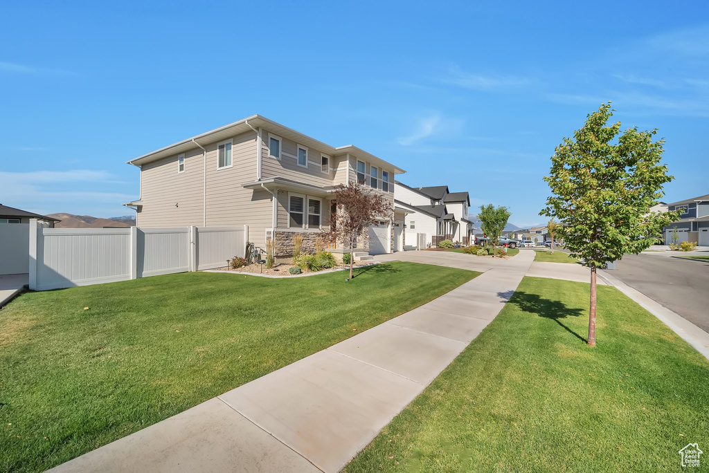 256 W THISTLE DR Saratoga Springs, UT 84045