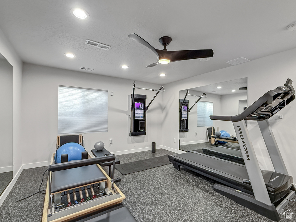 256 W THISTLE DR Saratoga Springs, UT 84045