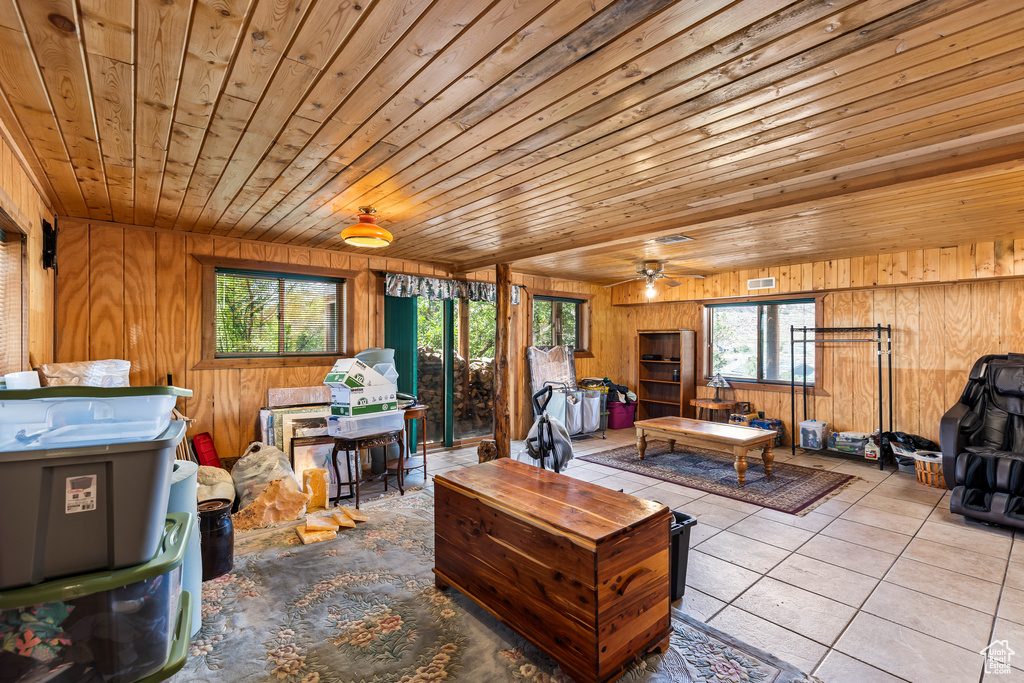Photo 18 for MLS #2096963 at 214 W Shinarump Cir