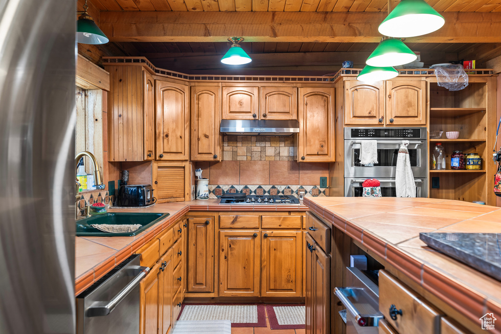 Photo 3 for MLS #2096963 at 214 W Shinarump Cir
